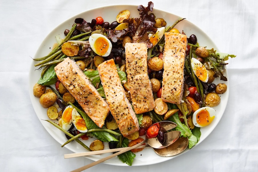 3-Sheet-Pan Roasted Salmon Niçoise Salad